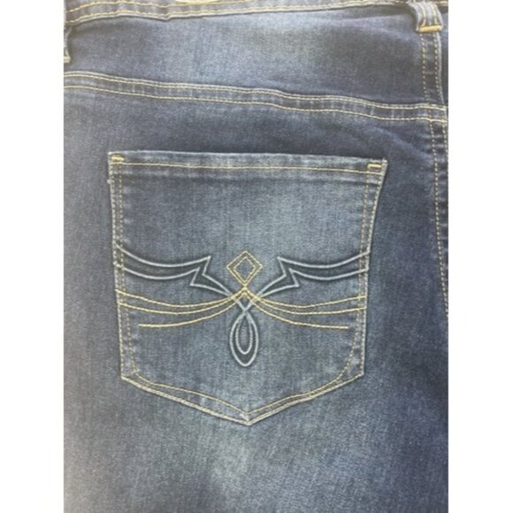 YMI Midrise Bootcut Jeans Dark Wash Women's Size 16 Style EP901656 NWT - Picture 6 of 6